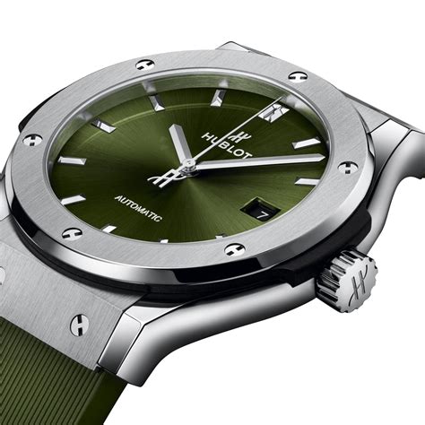 Hublot Classic Fusion Titanium Green 42mm 542.NX.8970.RX.